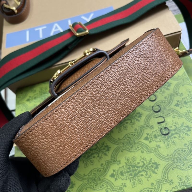 Gvc*1 horsebit bags